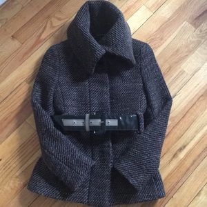 Zara coat with belt in XS